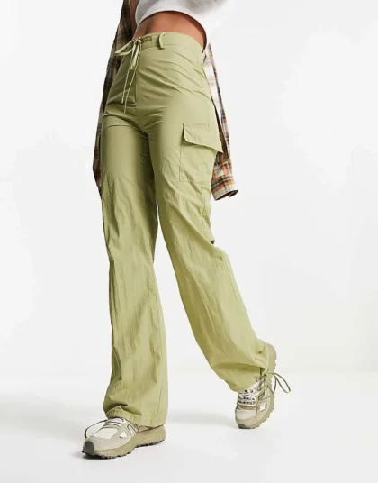Daisy Street Fitted Parachute Cargo Trousers In Khaki For Women