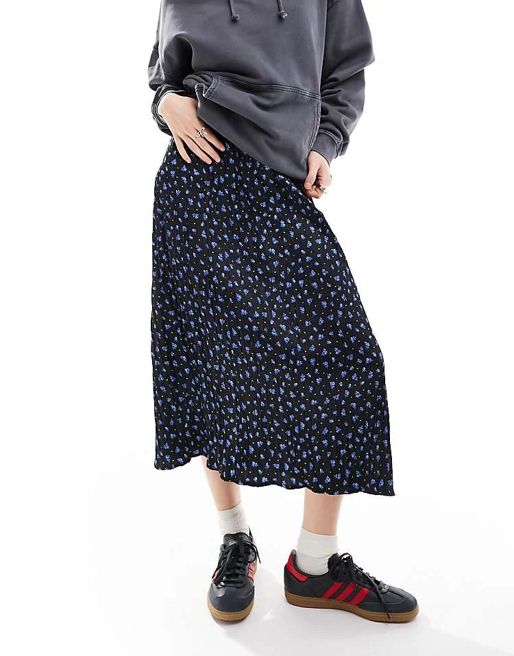 Daisy Street Relaxed Low Rise Midi Skirt In Blue Black Ditsy For Women 3 Daisy Street Relaxed Low Rise Midi Skirt In Blue Black Ditsy For Women - Image 3