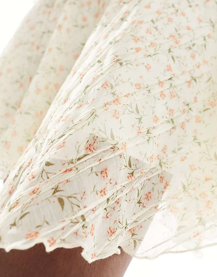 Daisy Street Hanky Asymmetric Hem Mini Skirt In Cream Ditsy For Women 4 Daisy Street Hanky Asymmetric Hem Mini Skirt In Cream Ditsy For Women - Image 4