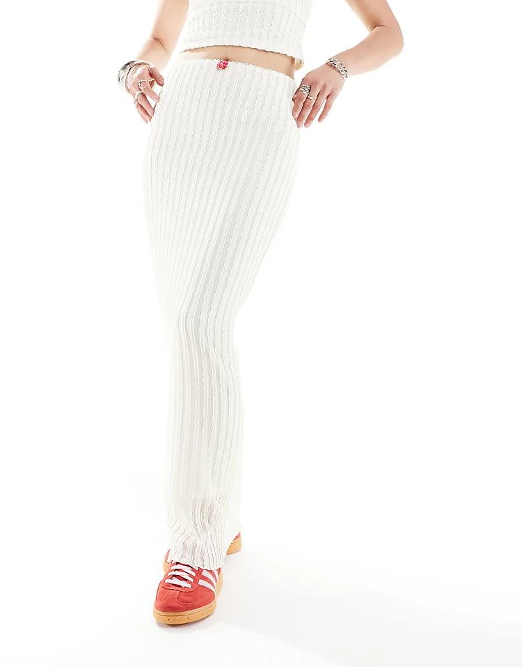 Daisy Street Textured Maxi Skirt With Rosette Detail Co-ord For Women Natural 2 Daisy Street Textured Maxi Skirt With Rosette Detail Co-ord For Women Natural - Image 2