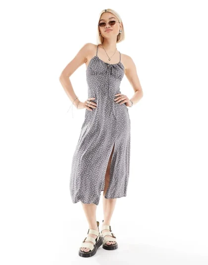 Daisy Street Cross-back Strap Ruched Bust Midi Dress With Split In Grey Ditsy For Women Grey Leaf Print