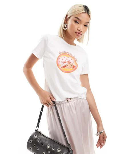 Daisy Street Fitted Baby Tee With Strawberry Shortcake Graphic In Cream For Women