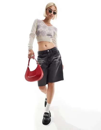 Daisy Street Cream Argyle Pattern V-neck Cropped Jumper With Contrast Sleeves For Women