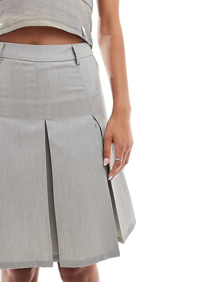 Daisy Street Mid Rise School Grey 90s Length Skirt For Women 3 Daisy Street Mid Rise School Grey 90s Length Skirt For Women - Image 3