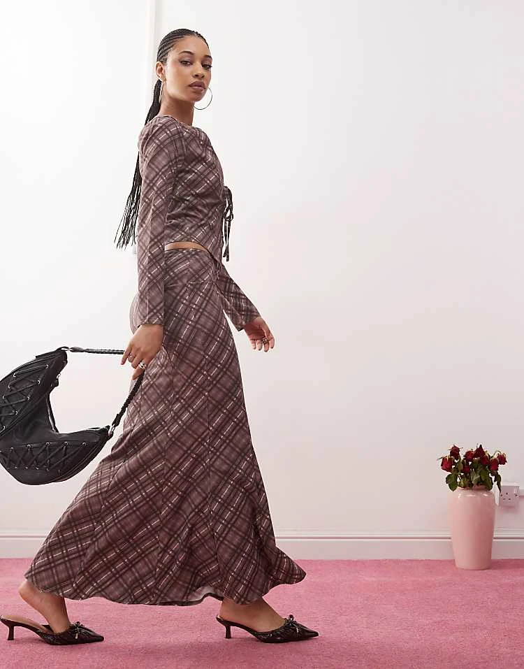 Daisy Street Midaxi Low Rise Skirt In Burgundy Check Co-ord For Women 1 Daisy Street Midaxi Low Rise Skirt In Burgundy Check Co-ord For Women