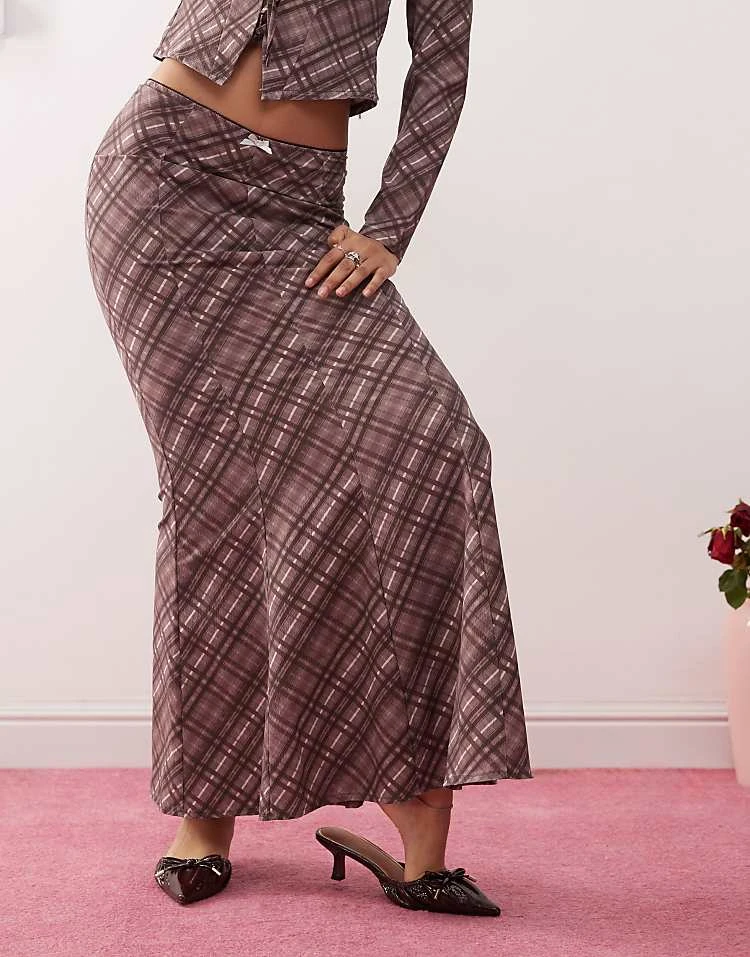 Daisy Street Midaxi Low Rise Skirt In Burgundy Check Co-ord For Women 2 Daisy Street Midaxi Low Rise Skirt In Burgundy Check Co-ord For Women - Image 2